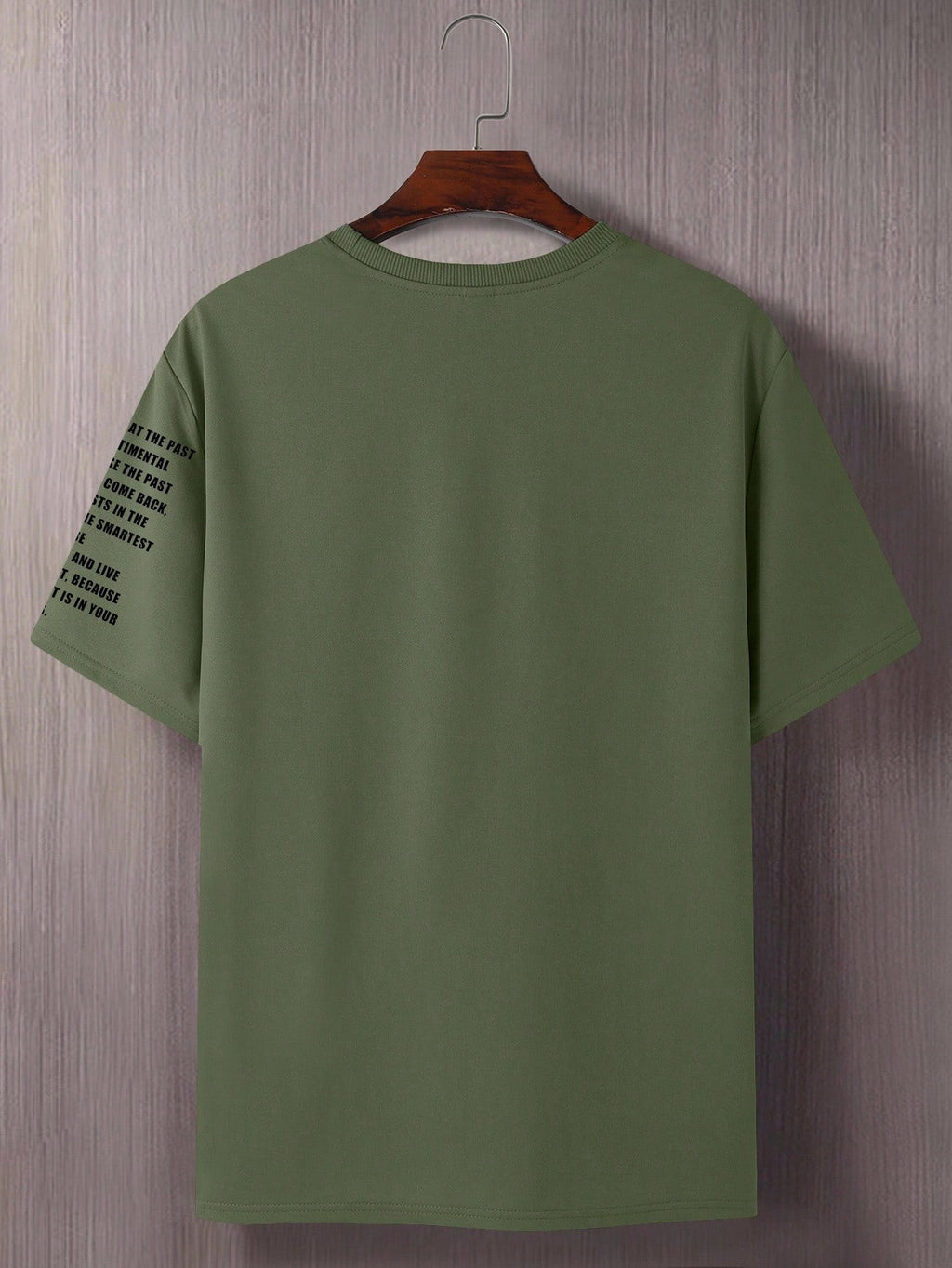 Manfinity Homme Men Casual Slogan Graphic Tee for Summer